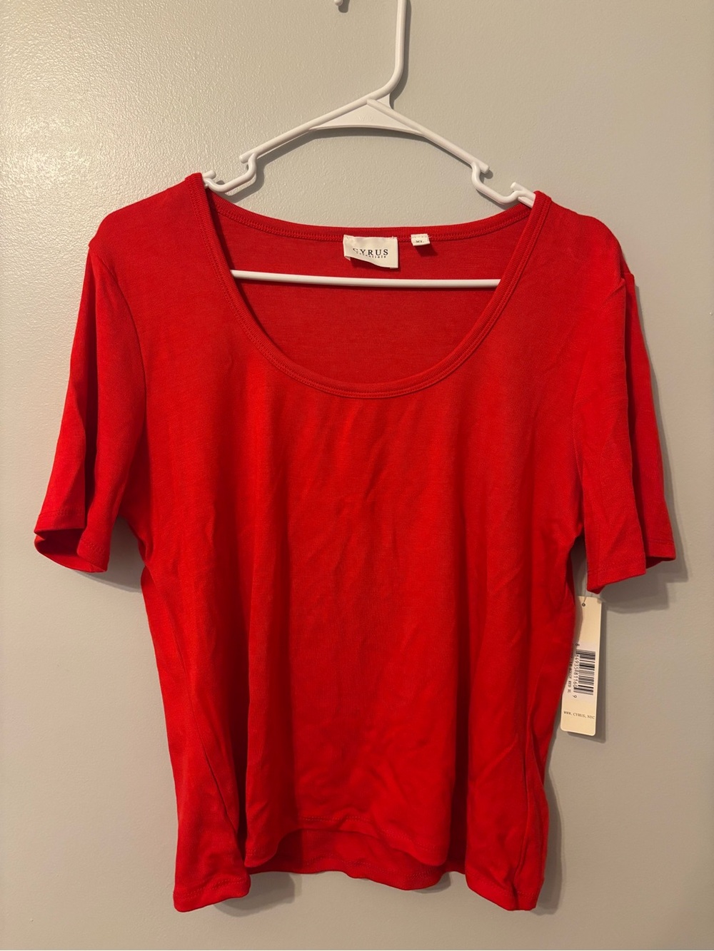 Cyrus Red Scoop Neck Short Sleeve Tee